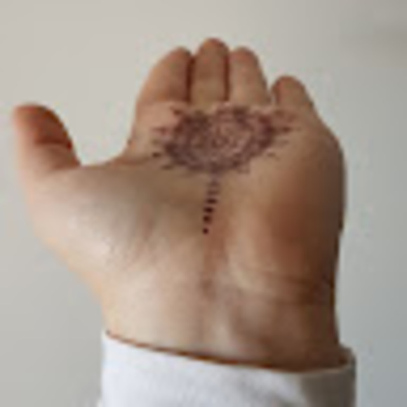 Meet your Posher, Yasmina - Picture 1 of 1